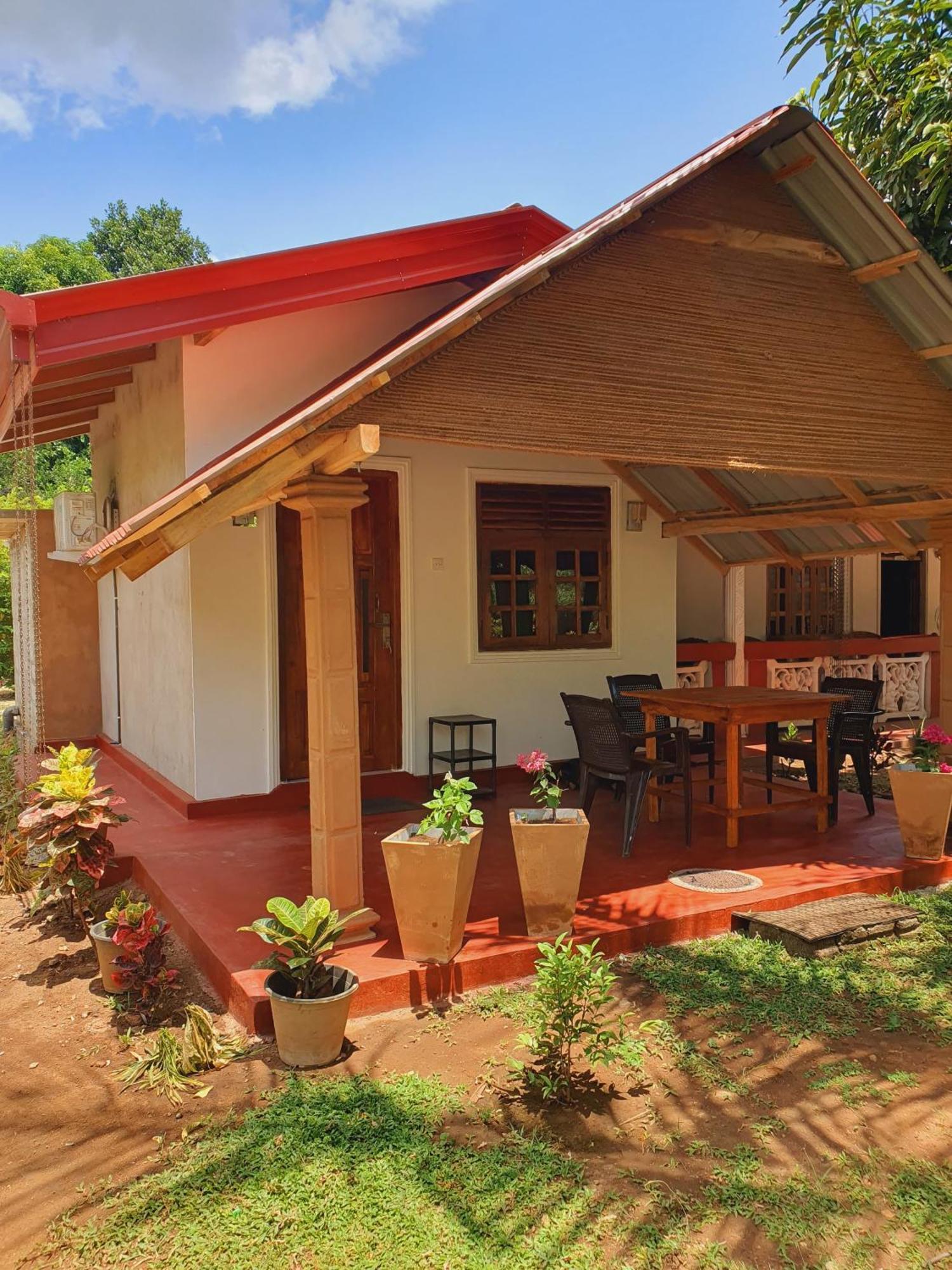 Jungle Eco Lodge & Safari Sigiriya Esterno foto